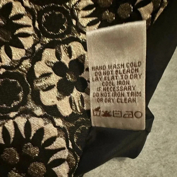 MSSP Max Studio black gold stretch pencil skirt size 2 - Picture 9 of 9